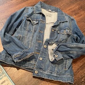 Levi’s denim jacket